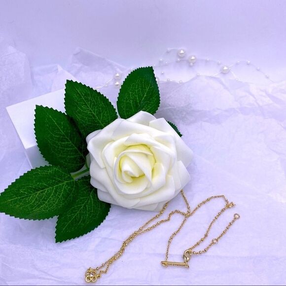 Kendra Scott Gold Beaded Four Clover Necklace - Picture 6 of 12